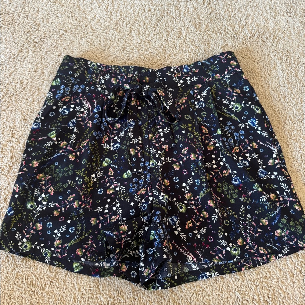 Floral Black Women's Shorts